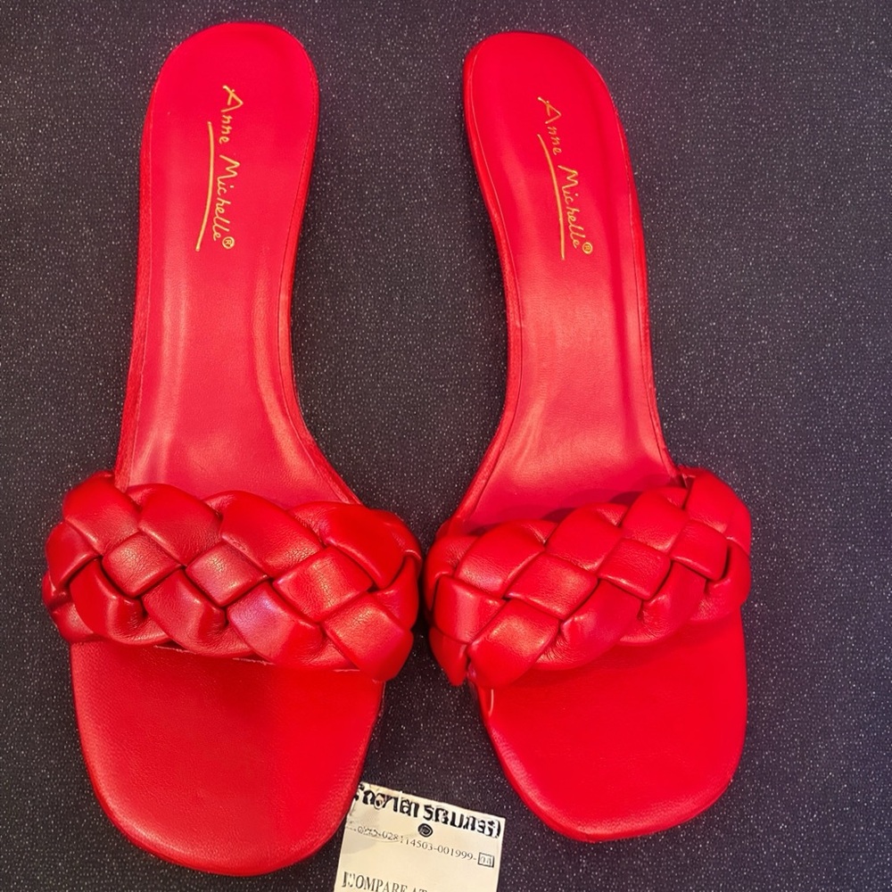 Red, open toe heel
Sandals